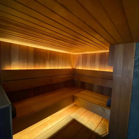 Cozy First Floor With Beautiful River Views