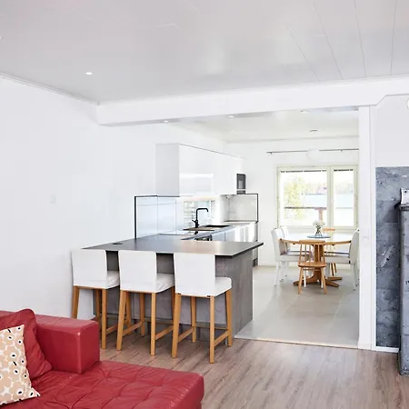 Βίλα Cozy First Floor With Beautiful River Views